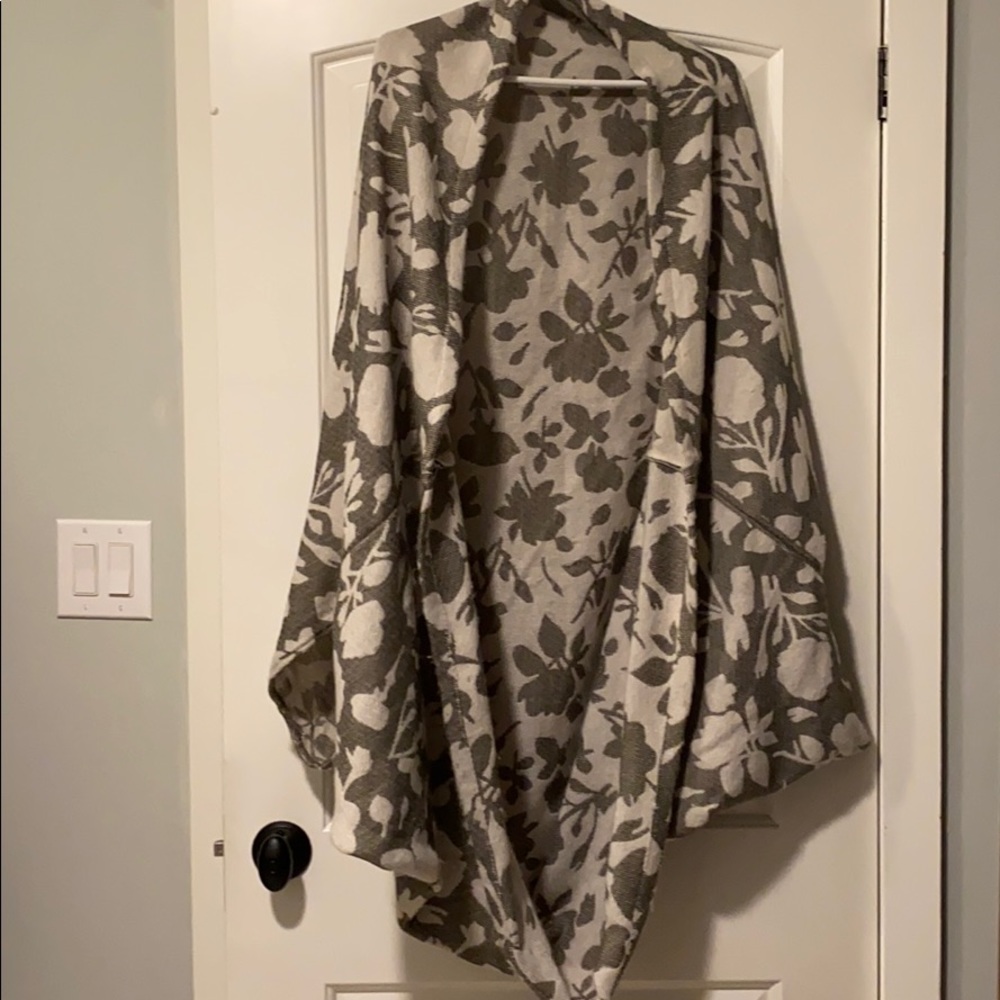 Lucky brand poncho